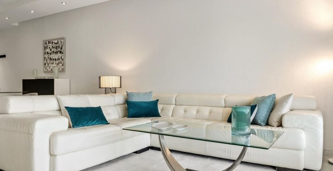 Apartment for rent in Puerto Banus