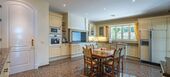 Villa en alquiler en Milla de Oro Marbella
