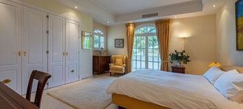 Villa en alquiler en Milla de Oro Marbella