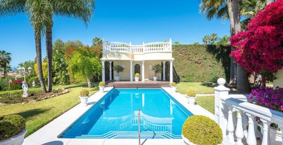 Villa en alquiler en Milla de Oro Marbella