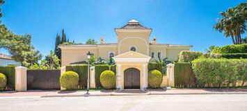 Villa en alquiler en Milla de Oro Marbella