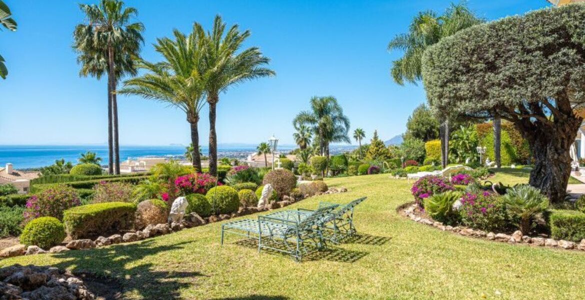 Villa en alquiler en Milla de Oro Marbella