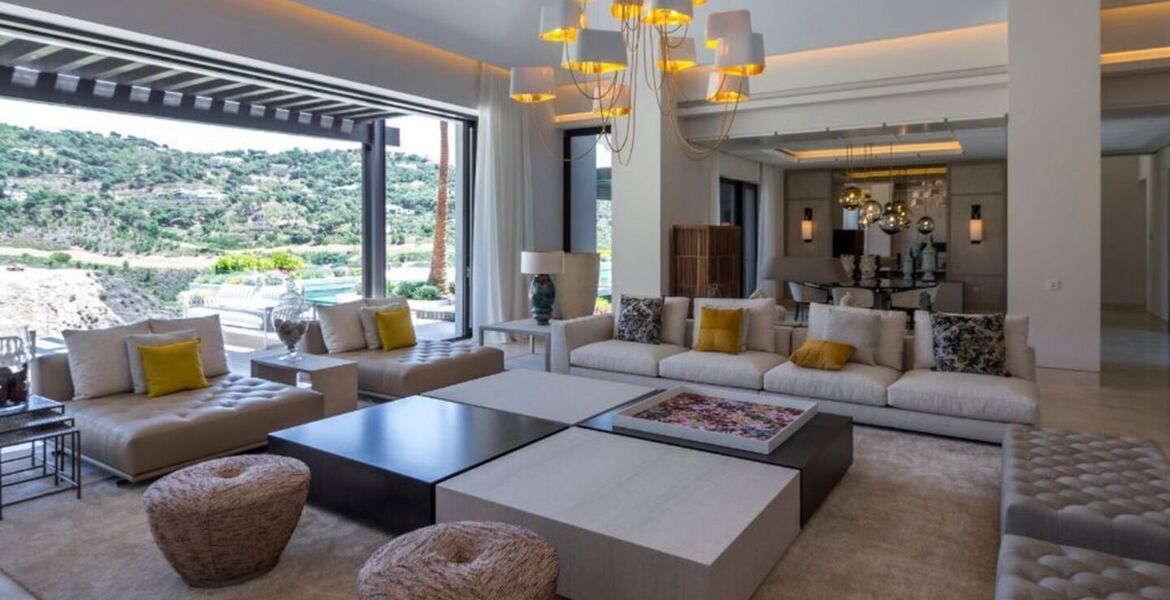 Villa for rent in La Zagaleta