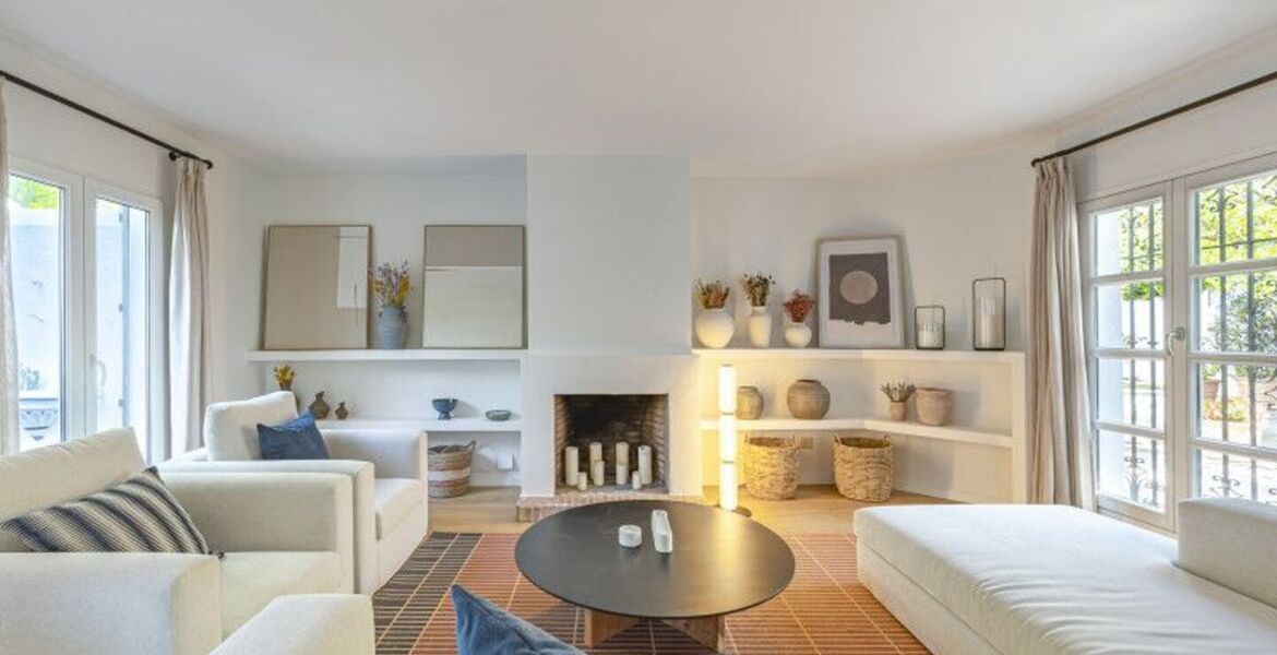 Townhouse for rent in Golden Mile