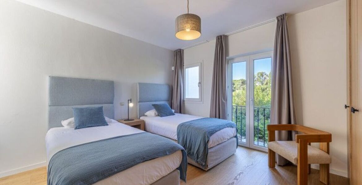 Townhouse for rent in Golden Mile