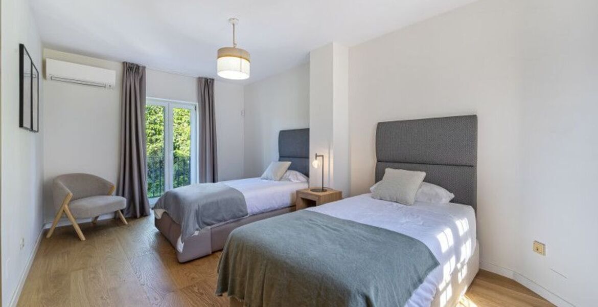 Townhouse for rent in Golden Mile