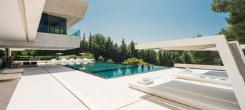 Villa en alquiler en Milla de Oro Marbella