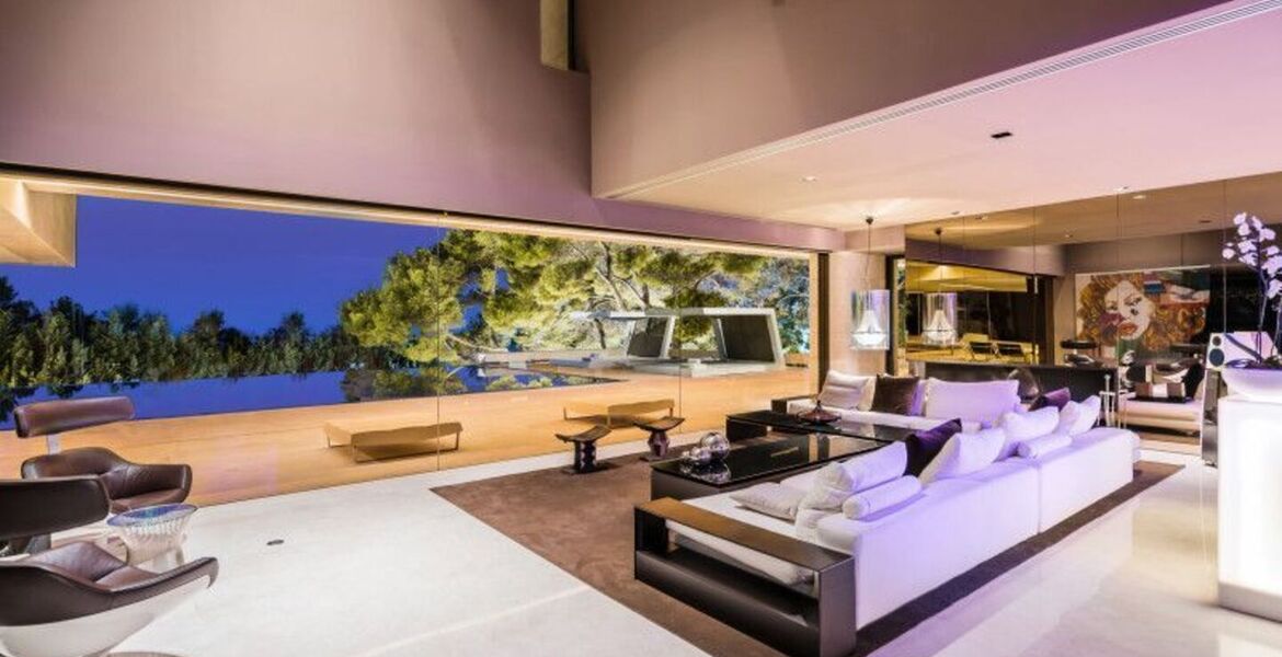 Villa en alquiler en Milla de Oro Marbella