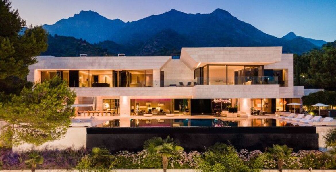 Villa en alquiler en Milla de Oro Marbella