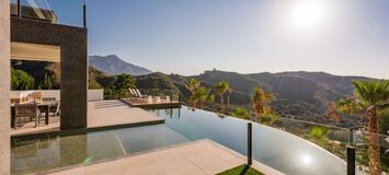 Villa for rent in Benahavis