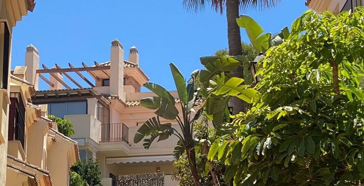 Luxurious 3 bedroom townhouse