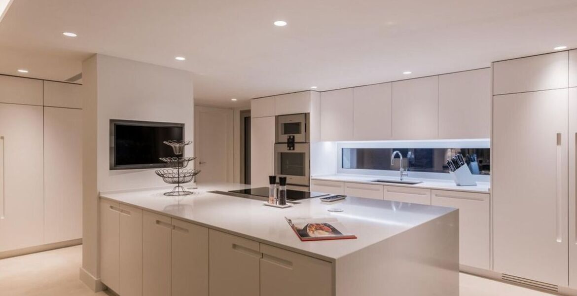 Villa for rent in Golden Mile