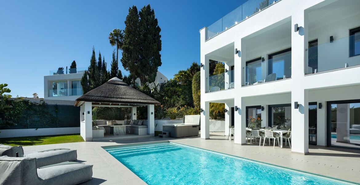 Villa for rent in Puerto Banus Marbella