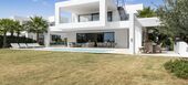 Villa for rent in Estepona