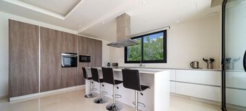 Villa for rent in Estepona