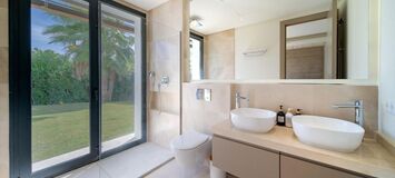 Villa for rent in Estepona