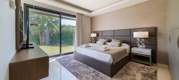 Villa for rent in Estepona