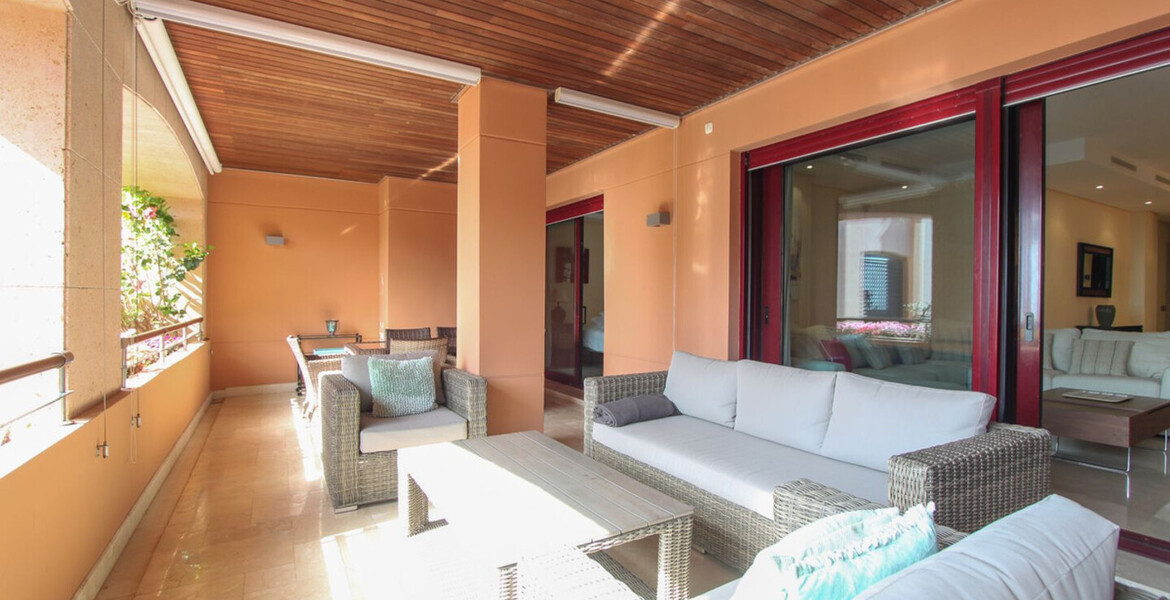 Luxury apartment for rent in Malibu Marbella