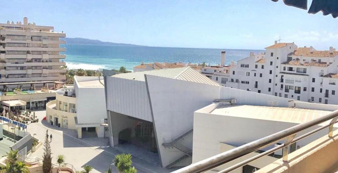 Luxury 2-Bedroom Apartment in Marina Banús Marbella