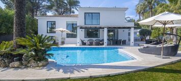 Luxury Villa in Nueva Andalucia with Heated Pool