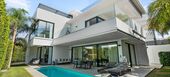 Modern 4-Bedroom Villa in Rio Verde with Private Pool