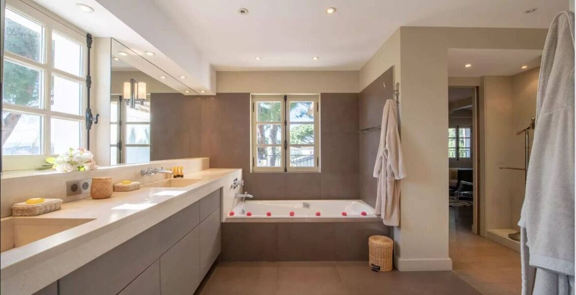 Luxury villa in Saint Tropez