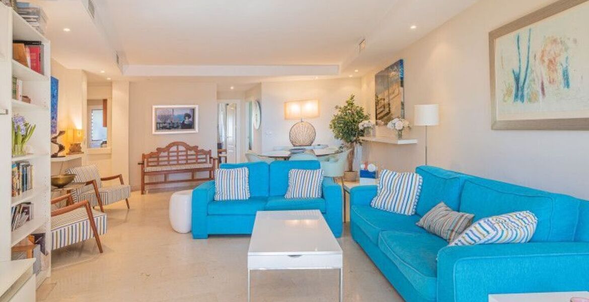 Spacious 3-Bedroom Apartment in Oasis de Marbella