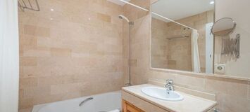 Spacious 3-Bedroom Apartment in Oasis de Marbella