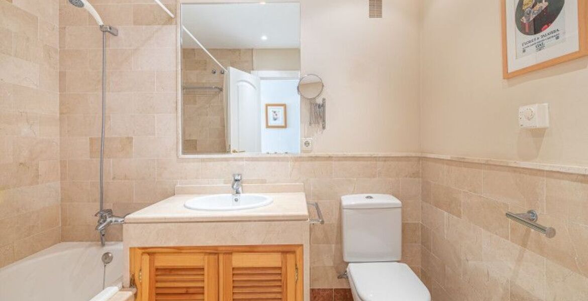 Spacious 3-Bedroom Apartment in Oasis de Marbella