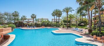 Spacious 3-Bedroom Apartment in Oasis de Marbella