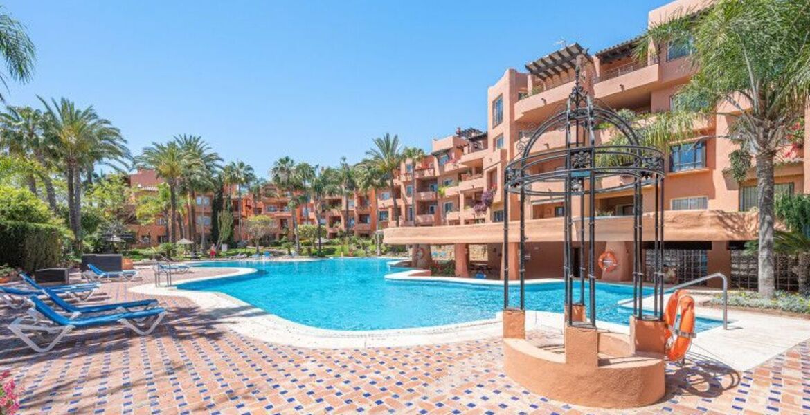 Spacious 3-Bedroom Apartment in Oasis de Marbella