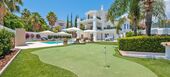 Lujosa villa de 5 dormitorios en el Valle del Golf