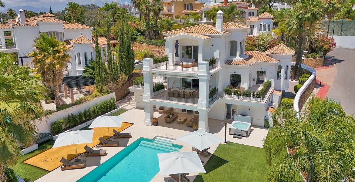 Lujosa villa de 5 dormitorios en el Valle del Golf