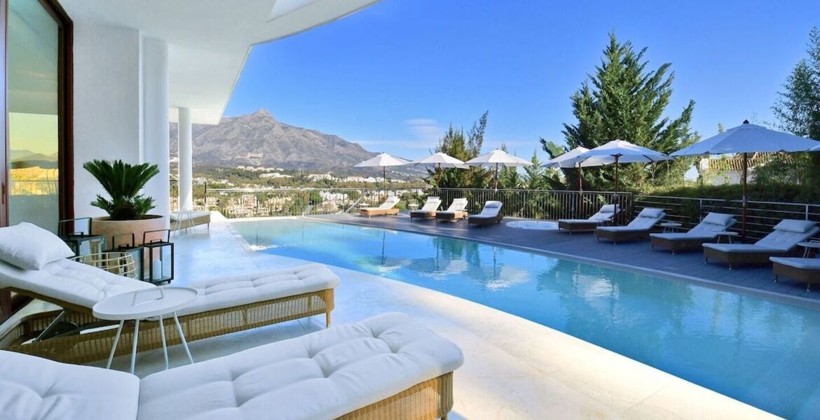 Luxury 7-Bedroom Villa in Marbella
