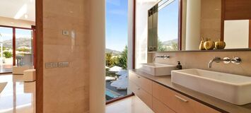 Luxury 7-Bedroom Villa in Marbella