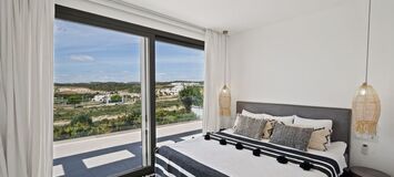 Contemporary Villa in Estepona with Infinity Pool