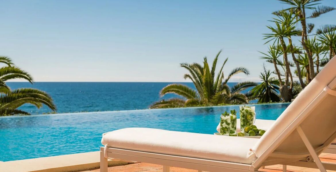 Beachfront Villa on Marbella's Golden Mile