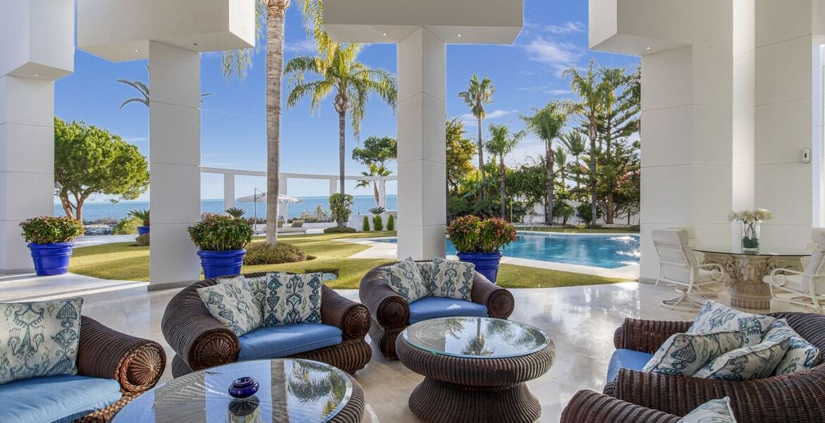 Luxury 7-Bedroom Villa in La Cerquilla, Marbella with Stunni