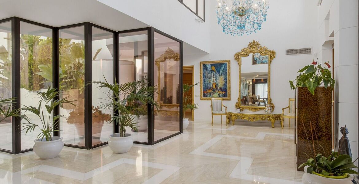Luxury 7-Bedroom Villa in La Cerquilla, Marbella with Stunni