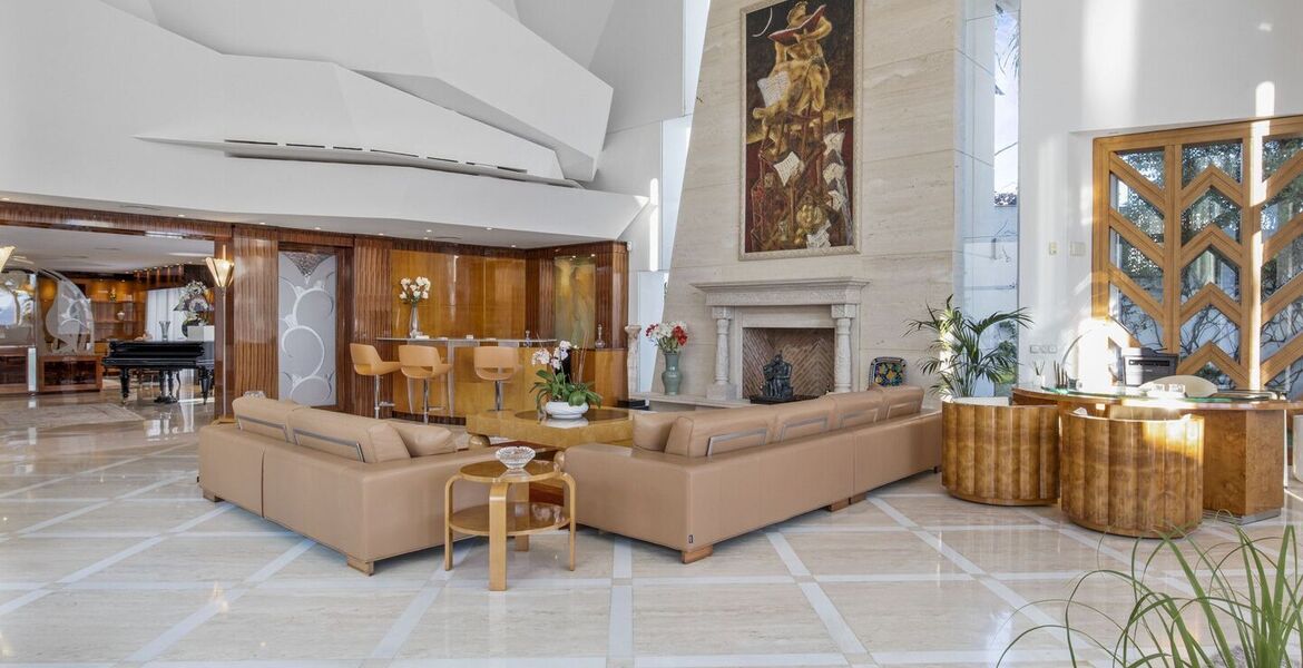 Luxury 7-Bedroom Villa in La Cerquilla, Marbella with Stunni