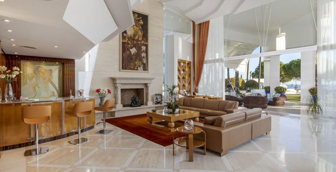 Luxury 7-Bedroom Villa in La Cerquilla, Marbella with Stunni