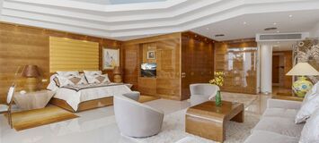 Luxury 7-Bedroom Villa in La Cerquilla, Marbella with Stunni