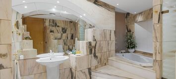 Luxury 7-Bedroom Villa in La Cerquilla, Marbella with Stunni