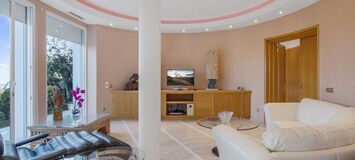 Luxury 7-Bedroom Villa in La Cerquilla, Marbella with Stunni