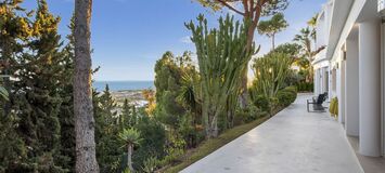 Luxury 7-Bedroom Villa in La Cerquilla, Marbella with Stunni