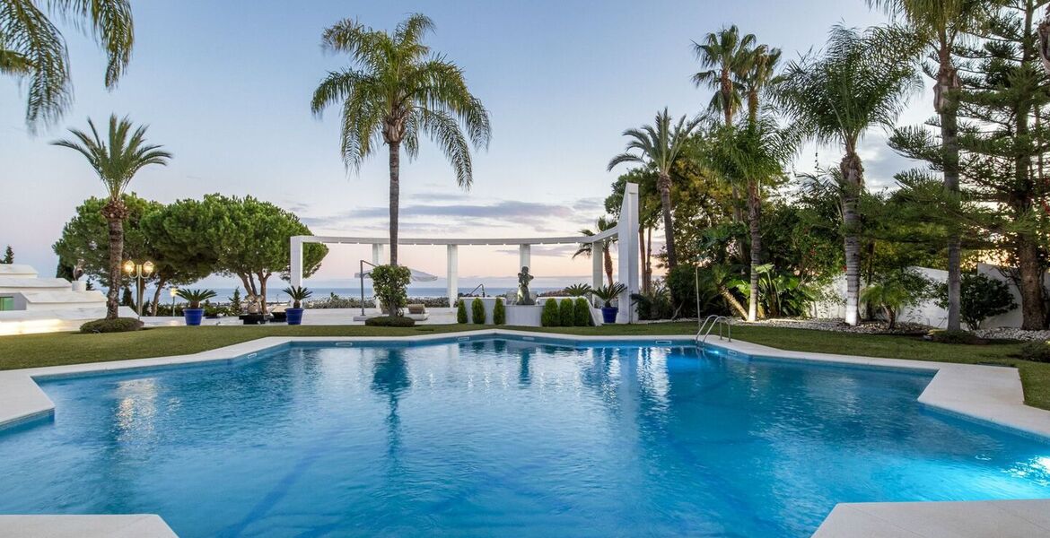 Luxury 7-Bedroom Villa in La Cerquilla, Marbella with Stunni