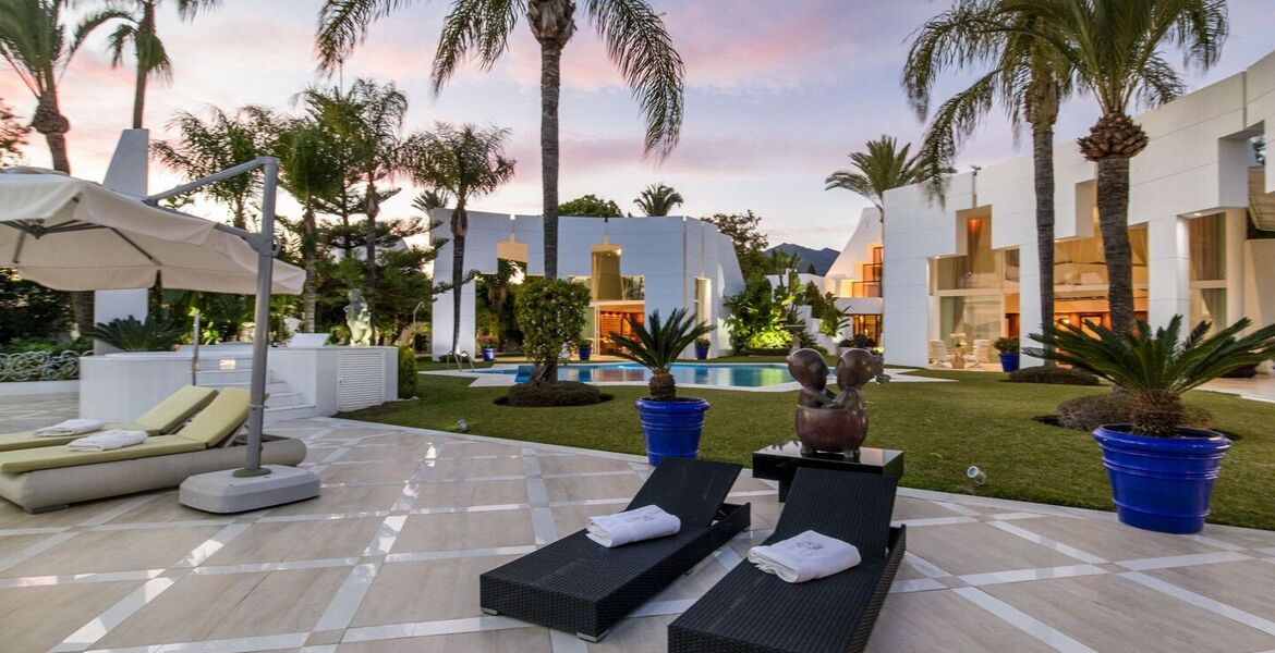 Luxury 7-Bedroom Villa in La Cerquilla, Marbella with Stunni