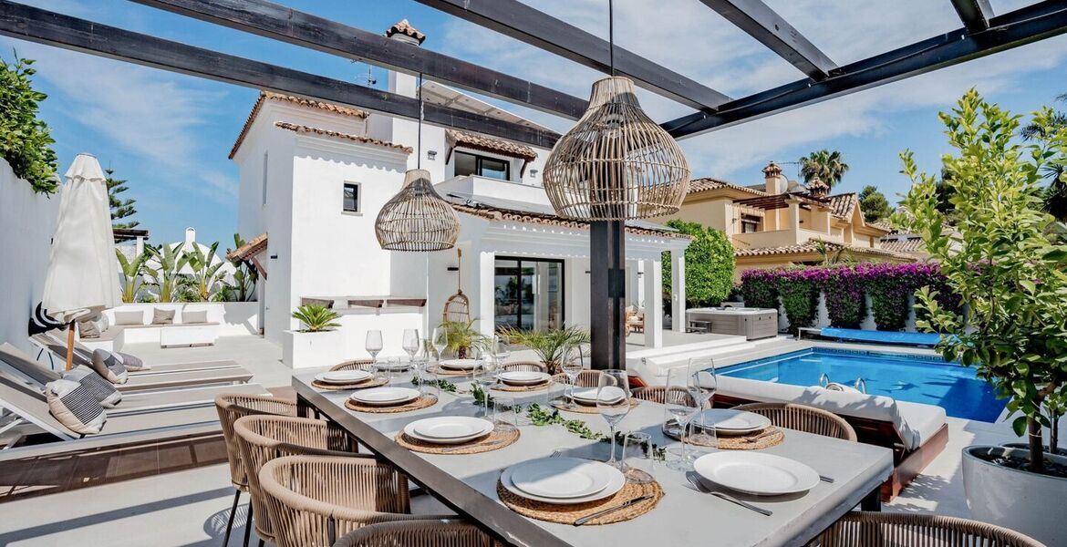 Villa de Luxe de 8 Chambres Idéale pour Familles et Groupes 