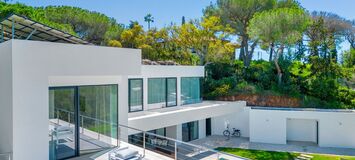 Elegant Modern Villa in the Heart of Elviria, Marbella
