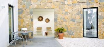 Elegant Modern Villa in the Heart of Elviria, Marbella